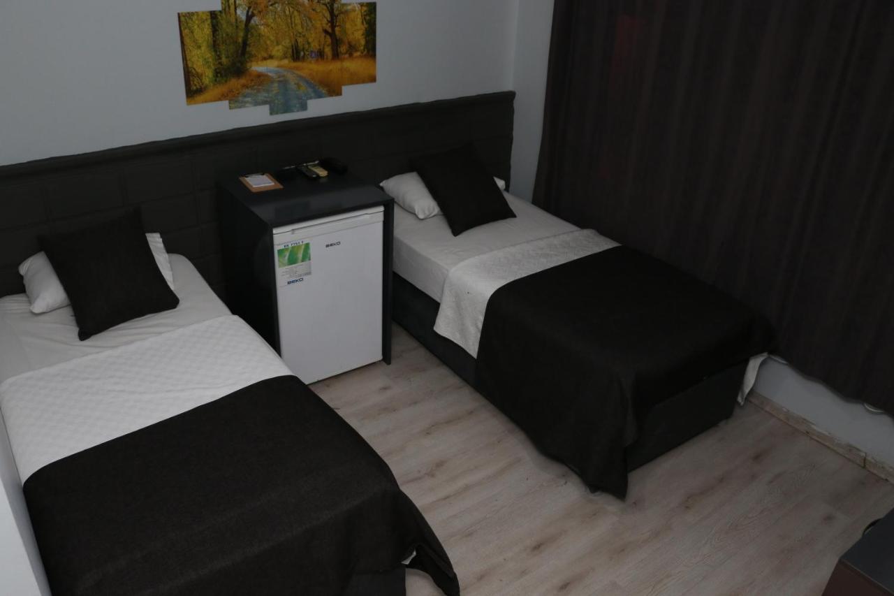 Asus Palmiye Otel Adana Esterno foto
