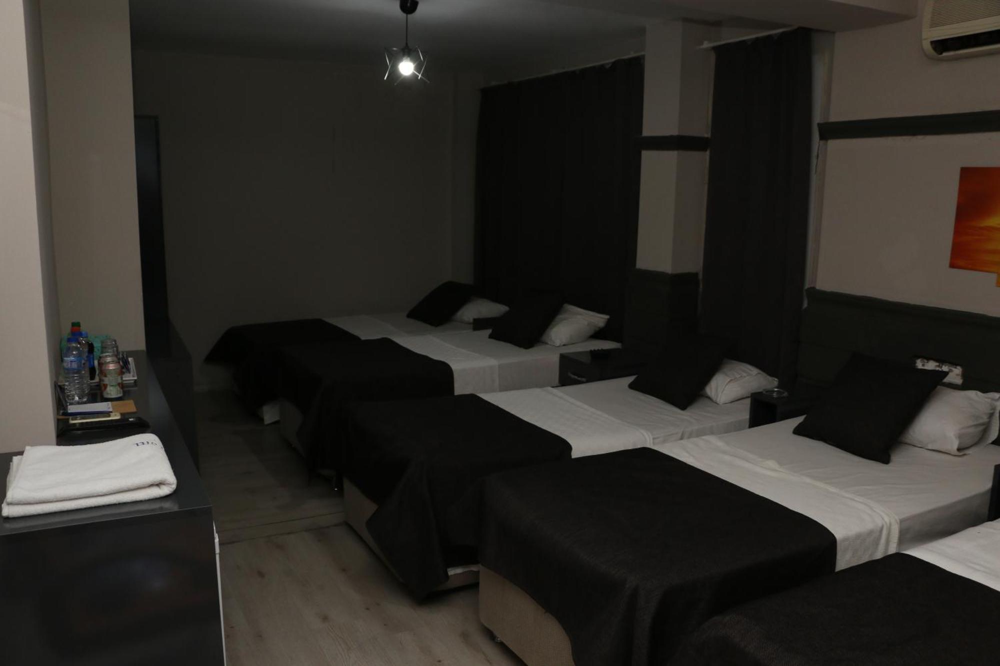 Asus Palmiye Otel Adana Esterno foto