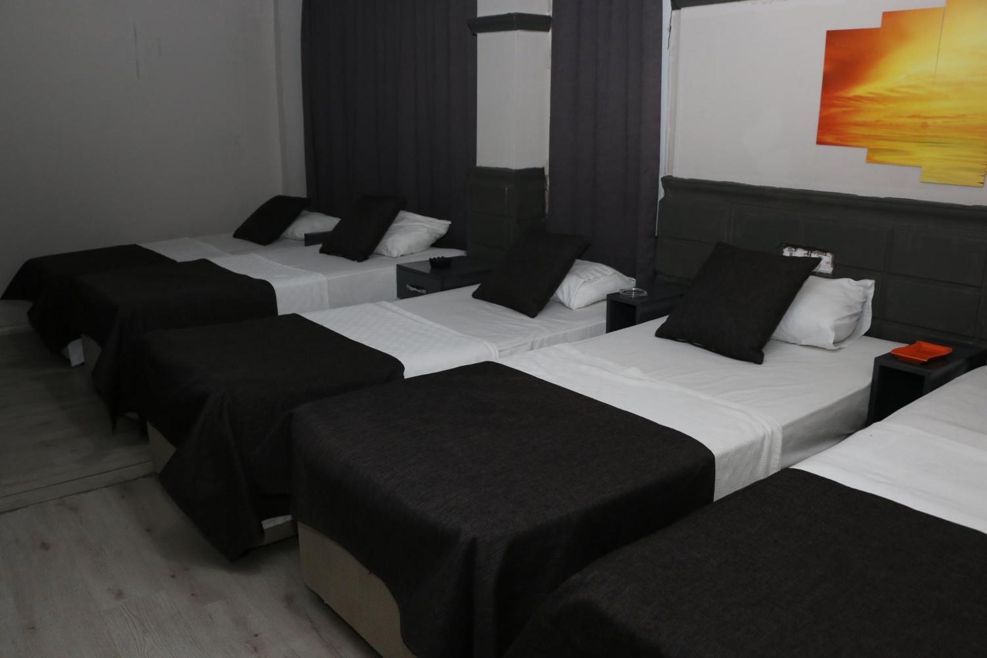 Asus Palmiye Otel Adana Esterno foto